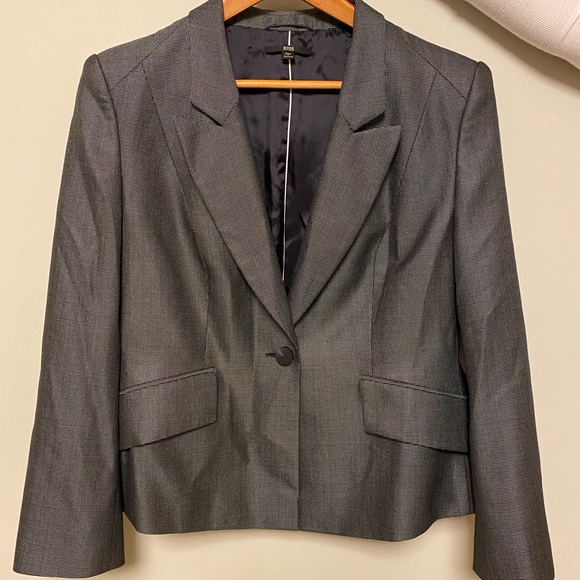COPY - Hugo Boss Women's Micropattern Pantsuit - Picture 8 of 11